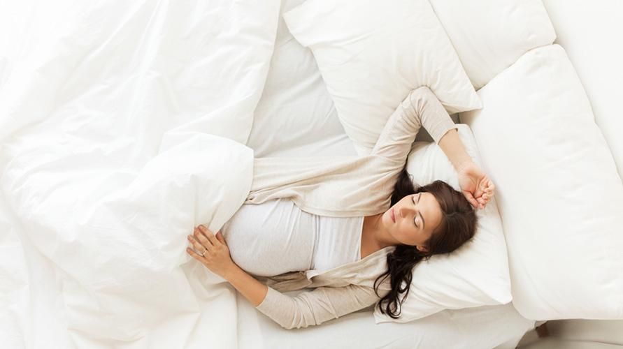Syndrom hypotenze vleže na zádech, Nebezpečí číhá, když těhotné ženy spí na zádech