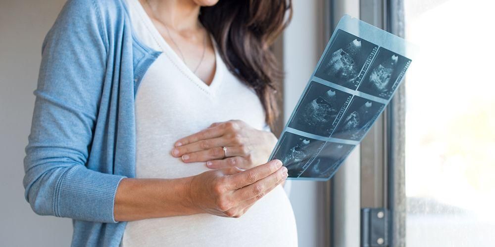 Stadier av fostervekst i andre trimester og symptomer hvis babyen ikke utvikler seg i livmoren