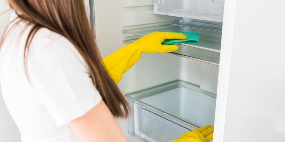 Jak vyčistit chladničku ve 4 snadných krocích