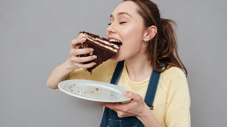 Mantenha-se saudável evitando os desejos certos de alimentos doces
