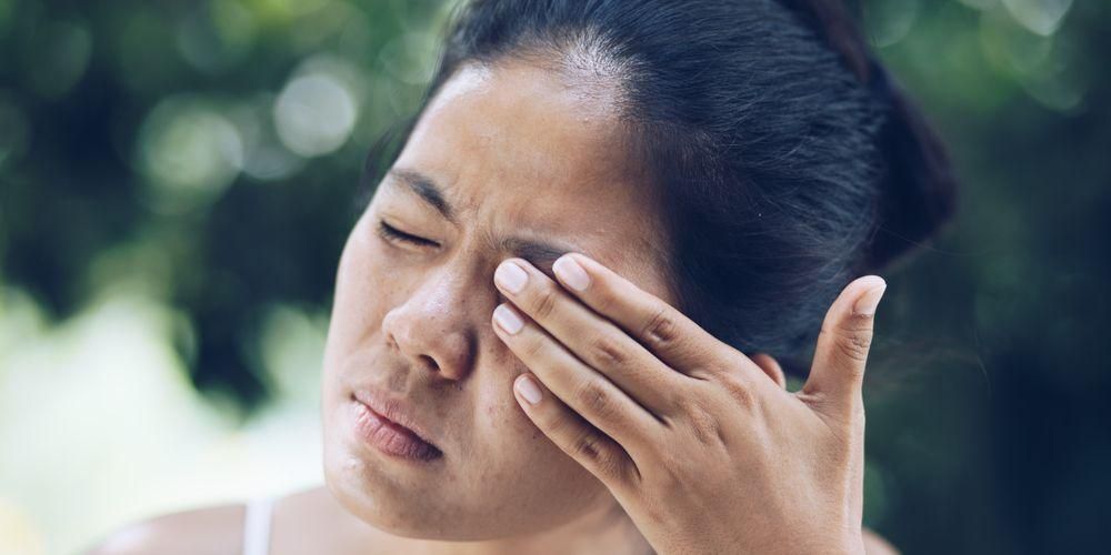 Hemifacial spasmit, jotka aiheuttavat nykimistä kasvojen toisella puolella, tunnistaminen