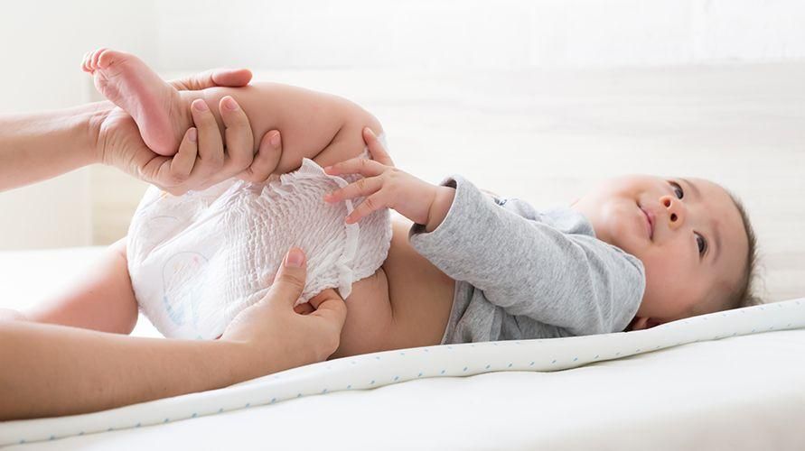 Sådan skifter du babys ble korrekt, så det ikke forårsager udslæt