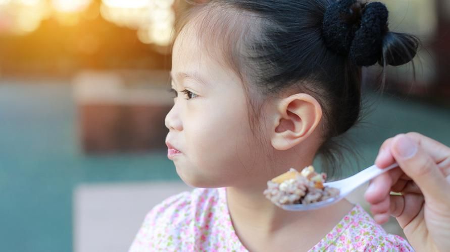 Má dítě potíže s jídlem? Zvažte podstoupení následující terapie