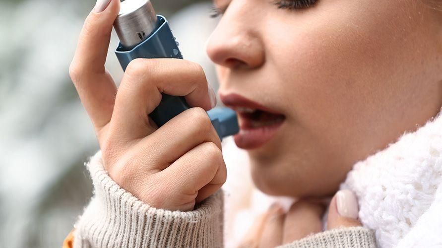 Astmabehandling og terapimuligheder for at forhindre tilbagefald og lindre symptomer