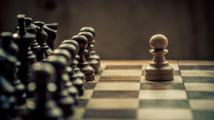 Како играти шах и која су правила?