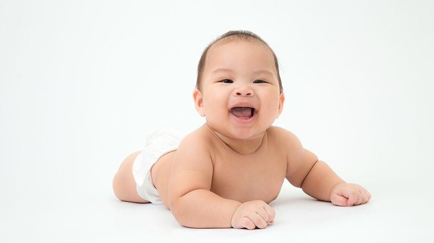 Babbling: Vauvan naurulla on monia merkityksiä, ja lisäksi se tietää, kuinka sitä voidaan stimuloida