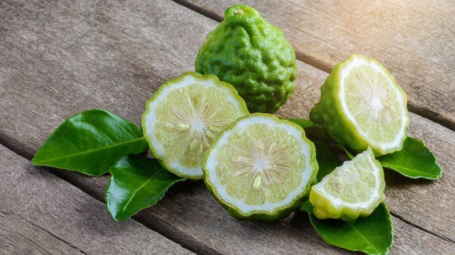 8 Οφέλη από το Περγαμόντο, ένα υγιεινό φρούτο που μοιάζει με κάφρους
