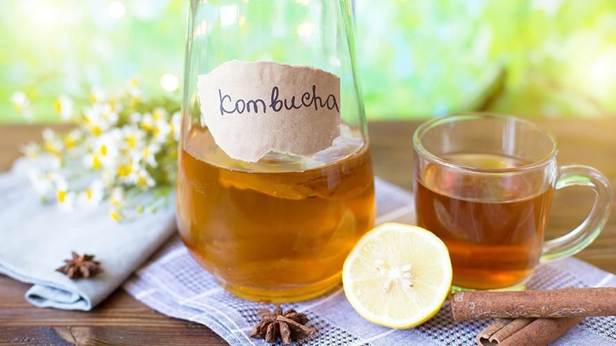 Kako narediti praktičen in zdrav domači Kombucha čaj