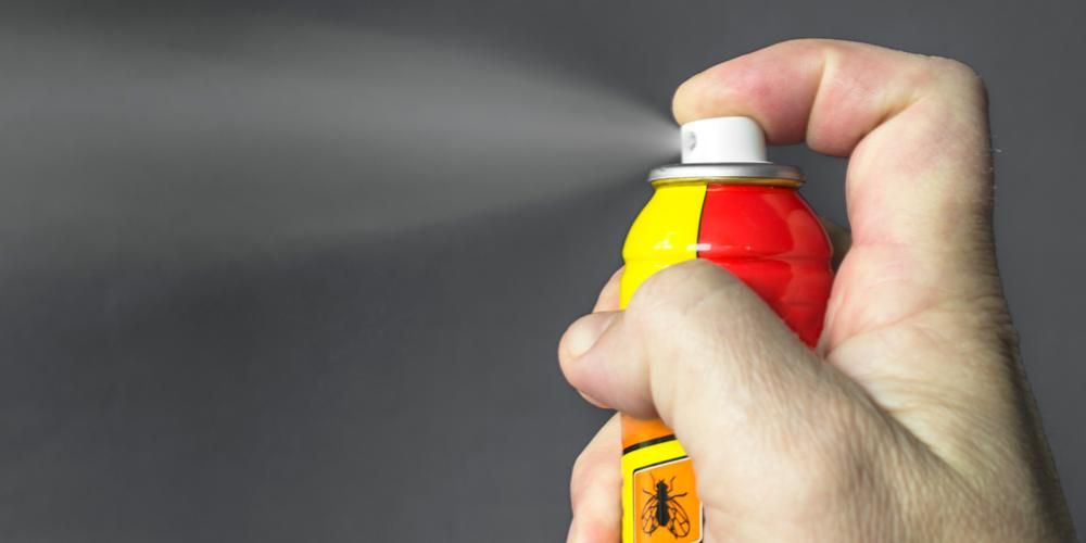 Tipy pre prvú pomoc pri vystavení toxickým sprejom na odpudzovanie komárov