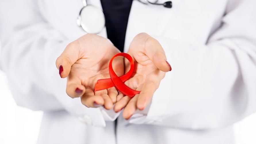 El VIH es pot curar? Coneixeu la teràpia farmacològica per ajudar els malalts a viure una vida normal