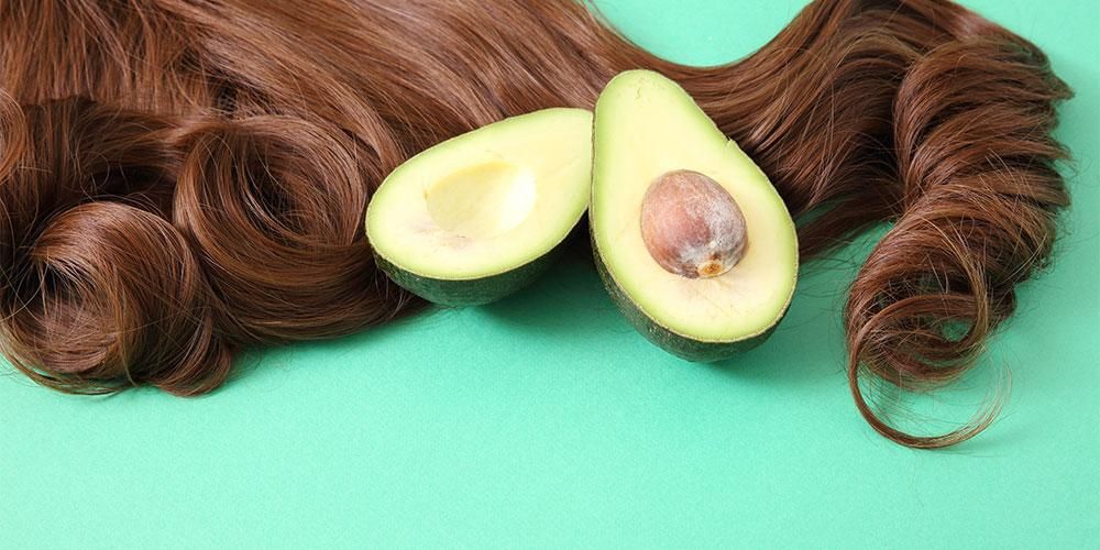 Fordele ved avocado til sundt og skinnende hår og hvordan man laver en maske