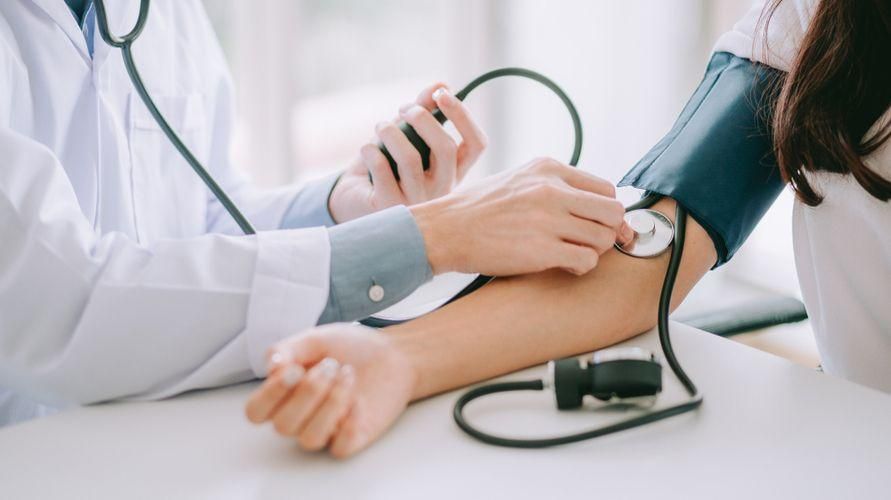 Kakšna je razlika med hipertenzijo in hipotenzijo? To je razlaga
