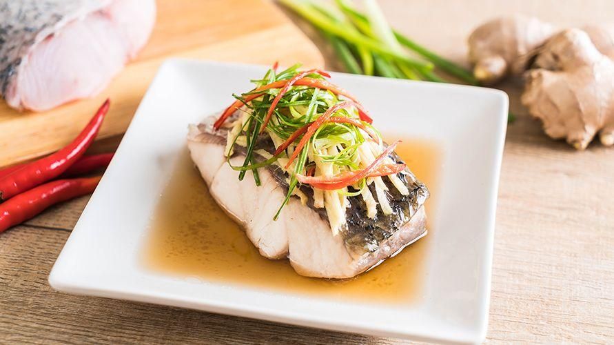 Ψάρια που μπορούν να καταναλωθούν από άτομα με ουρική αρθρίτιδα και ο καλύτερος τρόπος να το μαγειρέψουν;