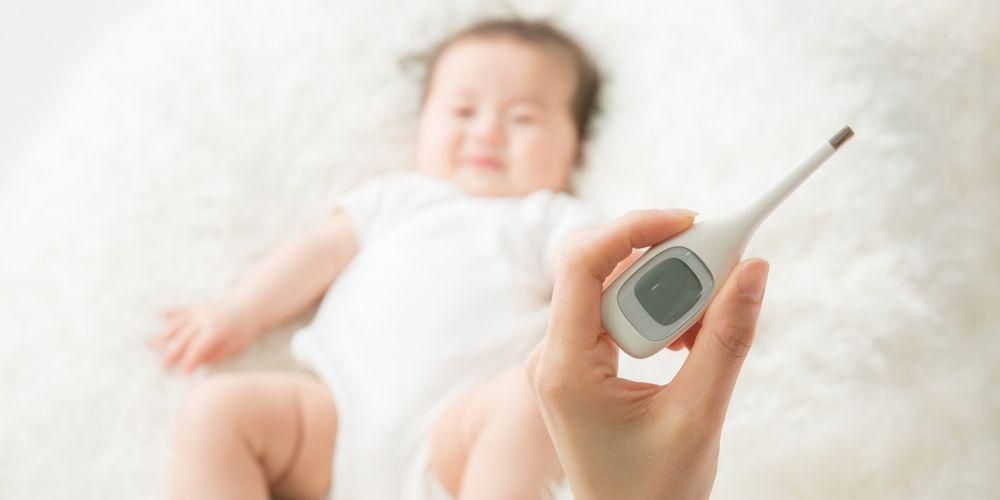 宝宝正常体温和大人不一样，测量方法如下