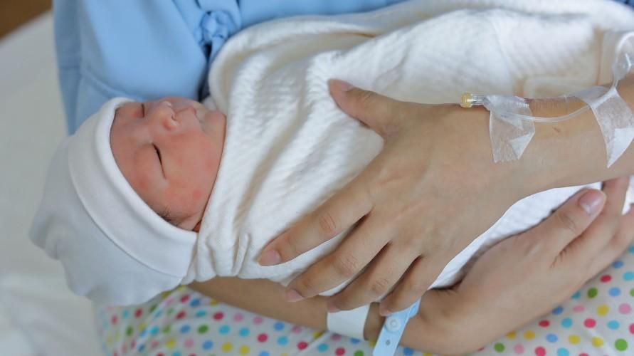 پیورپیرل انفیکشنز کے بارے میں جاننا، وہ انفیکشن جو بچے کی پیدائش کے بعد ظاہر ہو سکتے ہیں۔