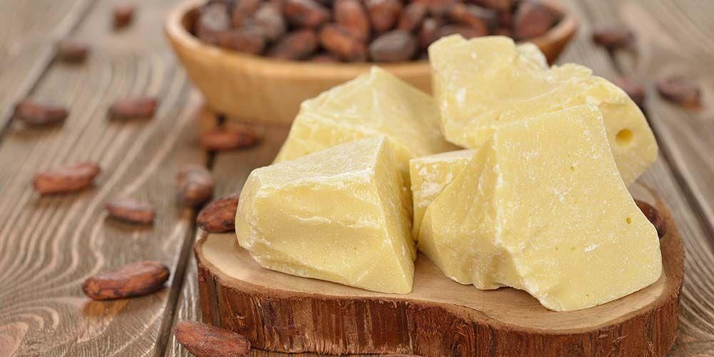 7 benefícios da manteiga de cacau para a beleza da pele
