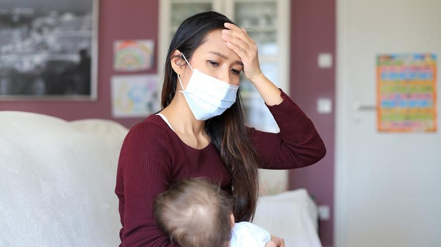 بخار ماں دودھ پلا سکتی ہے؟