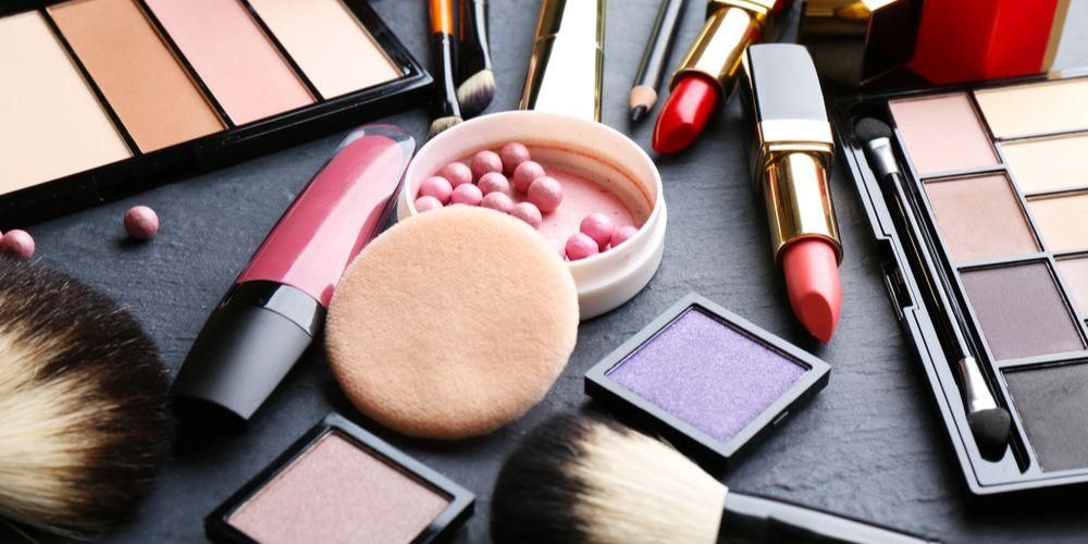 Чувајте се опасних козметичких састојака који угрожавају ваше здравље