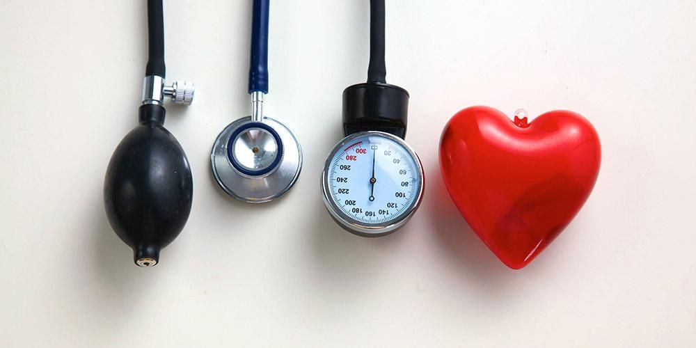 如何选择血压计以及如何在家使用