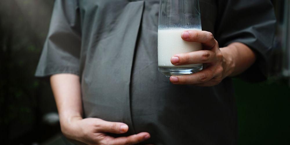 Privalumai ir įvairių rūšių pienas nėščioms moterims
