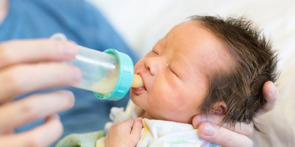 Značilnosti dojenčkov, alergičnih na mlečno formulo, ki jih morajo starši vedeti