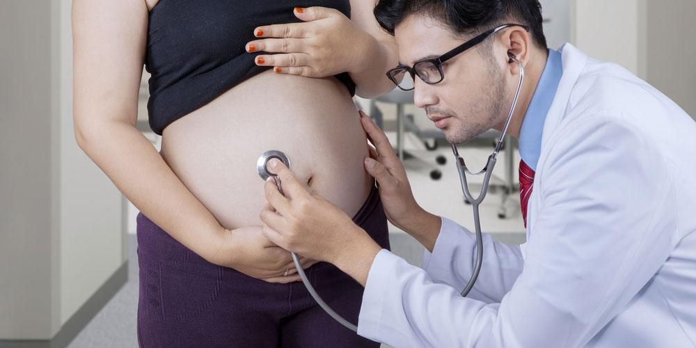 Perinatologi so zdravniki za zdravljenje rizičnih težav z nosečnostjo