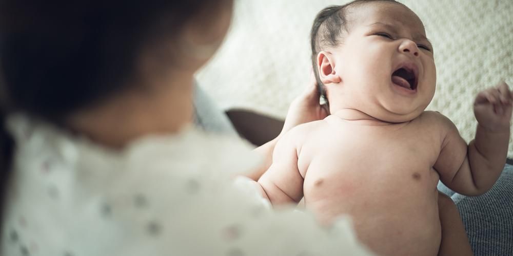 Како безбедна и исправна масажа бебе и њене предности за бебу