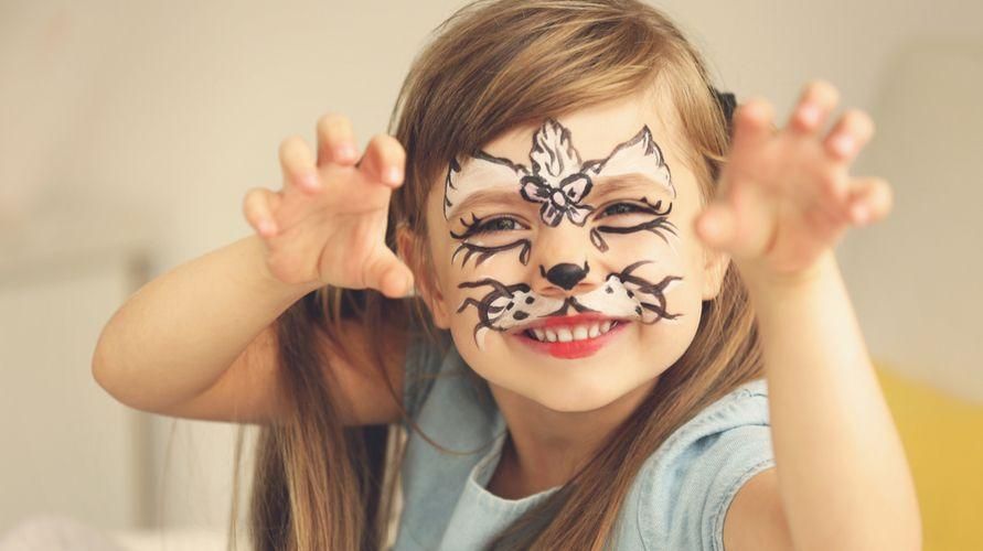 Nors ir smagu, vaikų veidų piešimas turi būti atliekamas atsargiai