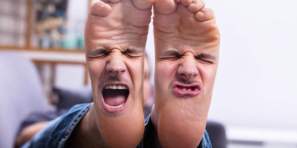 Causes dels peus que fan mal i com superar-lo de manera eficaç