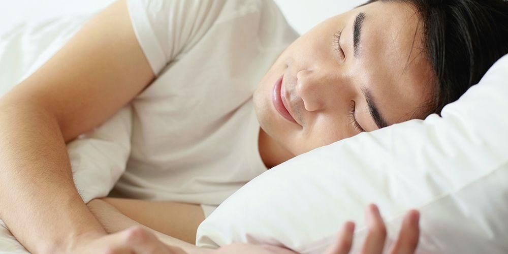 9 asiaa, jotka jatkuvat kehollesi nukkuessasi