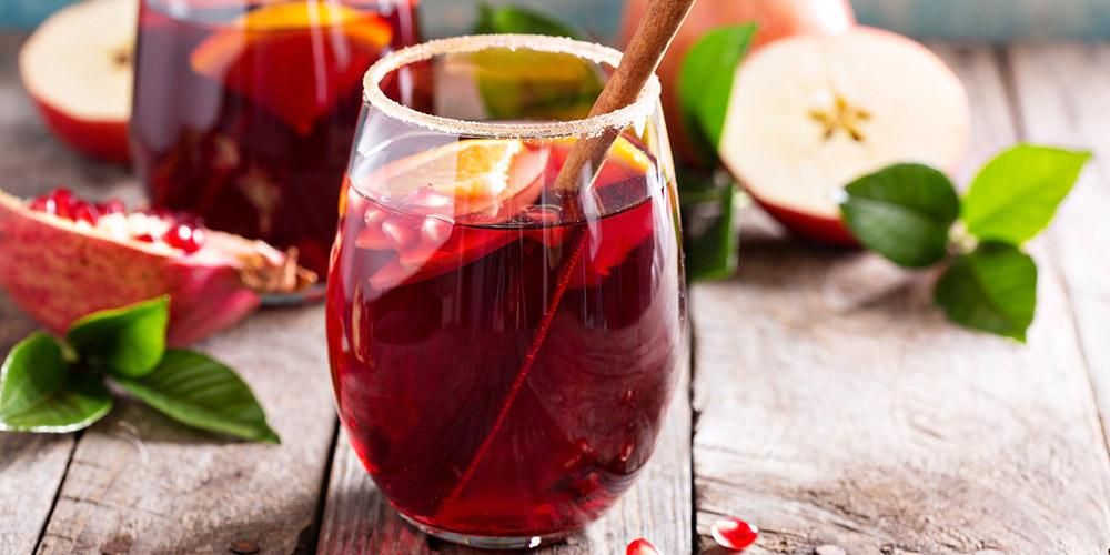 Lepo in osvežujoče, pokukajte v prednosti soka granatnega jabolka za vaše zdravo telo