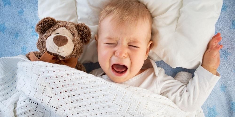 Khủng bố ban đêm ở trẻ sơ sinh: Nguyên nhân và cách vượt qua nó