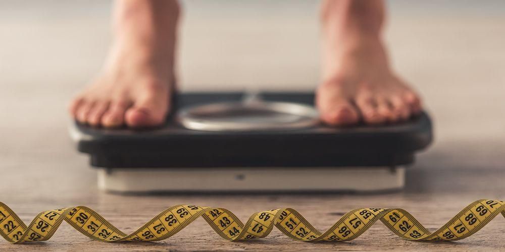 بغیر کسی خطرے کے وزن کم کرنے کے 10 قدرتی طریقے