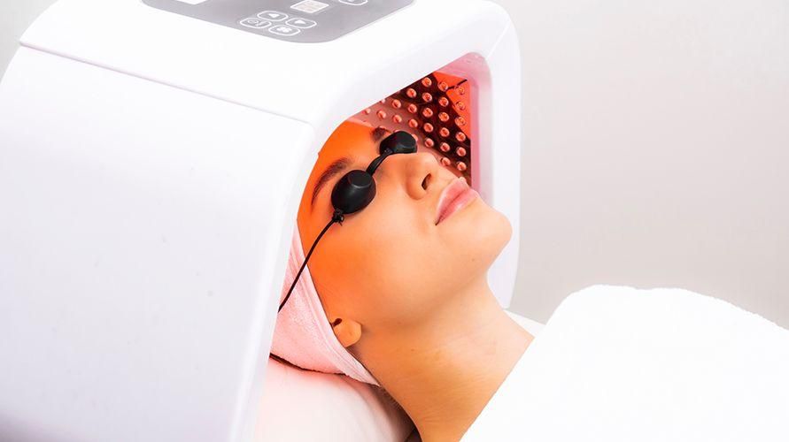 Μάσκα LED γνωστή και ως LED Facial, Safe Skin Therapy για την Ακμή